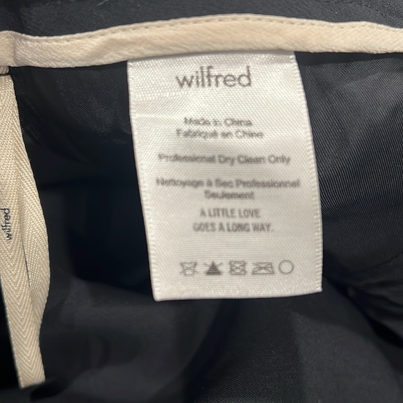 Aritzia Black Wilfred Allant Tie Waist Cuffed Cropped Pants - Picture 4 of 4